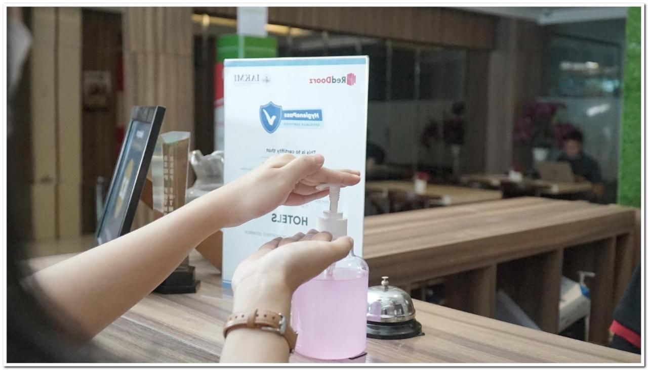 红多兹伊斯兰酒店-近玛琅赛车场 外观 照片